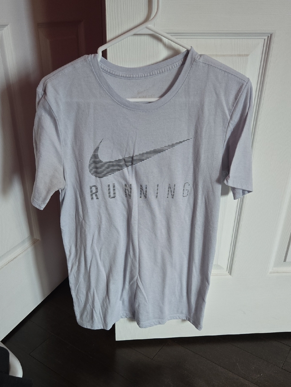 Nike Light Gray 'Running' Short Sleeve Tee with Swoosh